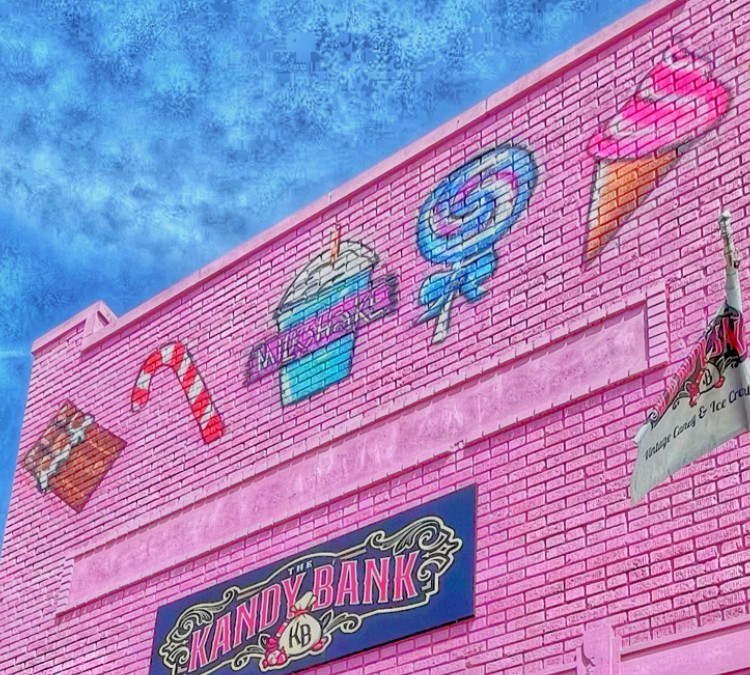 The Kandy Bank | Vintage Candy & Ice Cream Shop (Humboldt,&nbspTN)